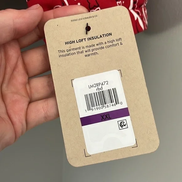 Levi's Men's Out West Mixed Media Red Bandanna Print Puffer Jacket XXL NWT - Picture 3 of 11